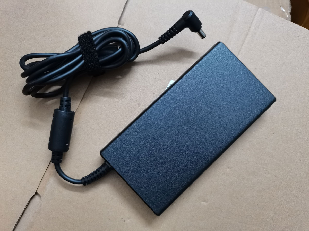 YENI İnce OEM Chicony 19.5V 9. - Pc Gaming News incelemesi ve fiyatı